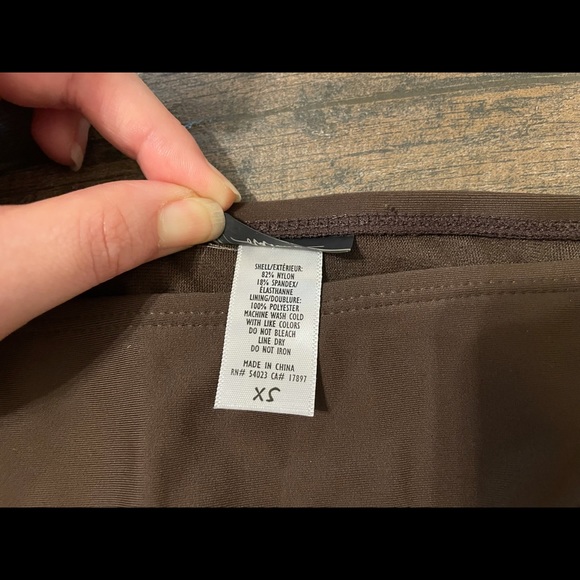 Convertible Halter Black Tankini Swim Set - Picture 13 of 13